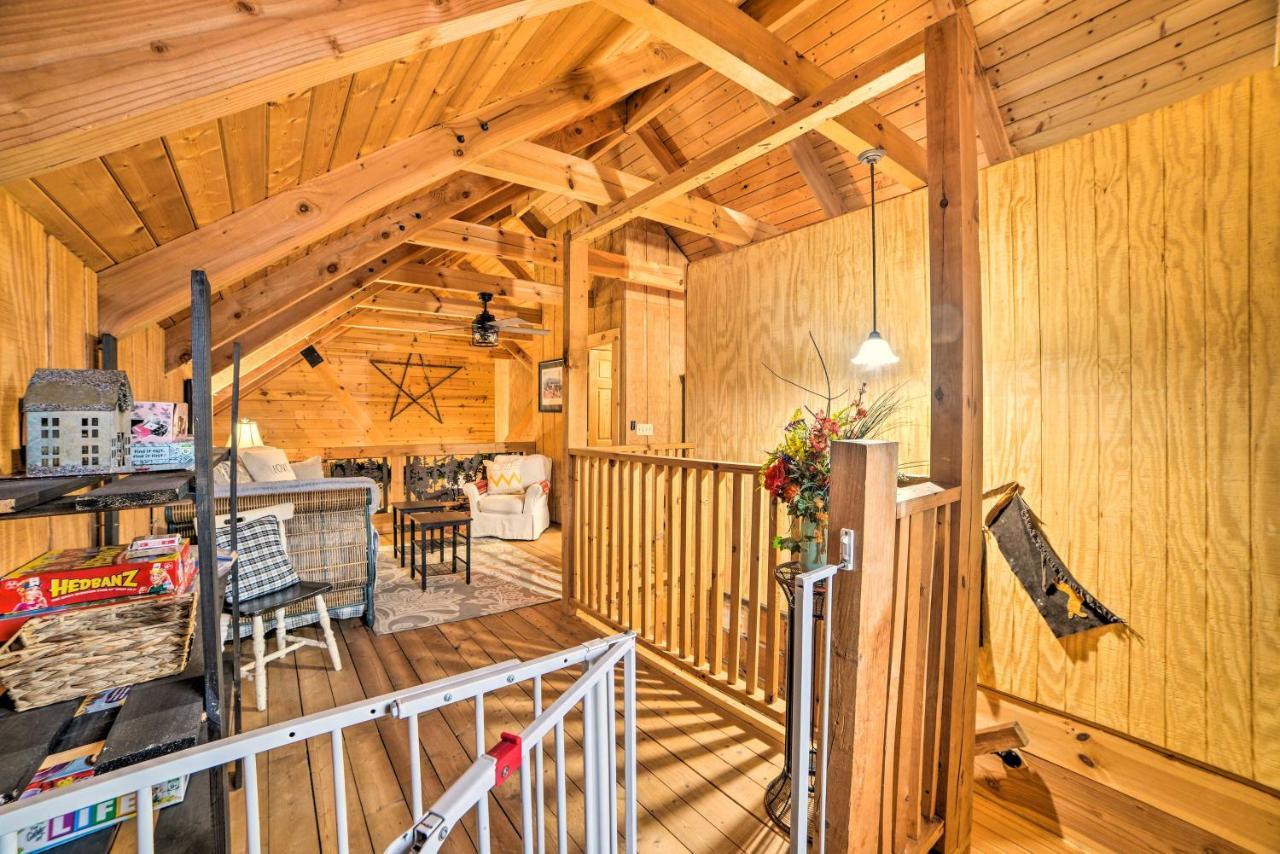 Quiet, Woodsy Retreat Deck And Kentucky Lake Access New Concord Esterno foto
